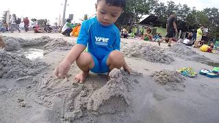 Cebur Cebur Main Air Di Pantai Ancol