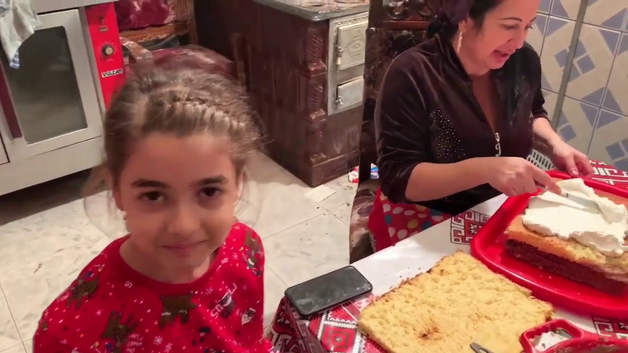 Prăjitura începută in ajun de Crăciun și terminată aproape de Revelion😂