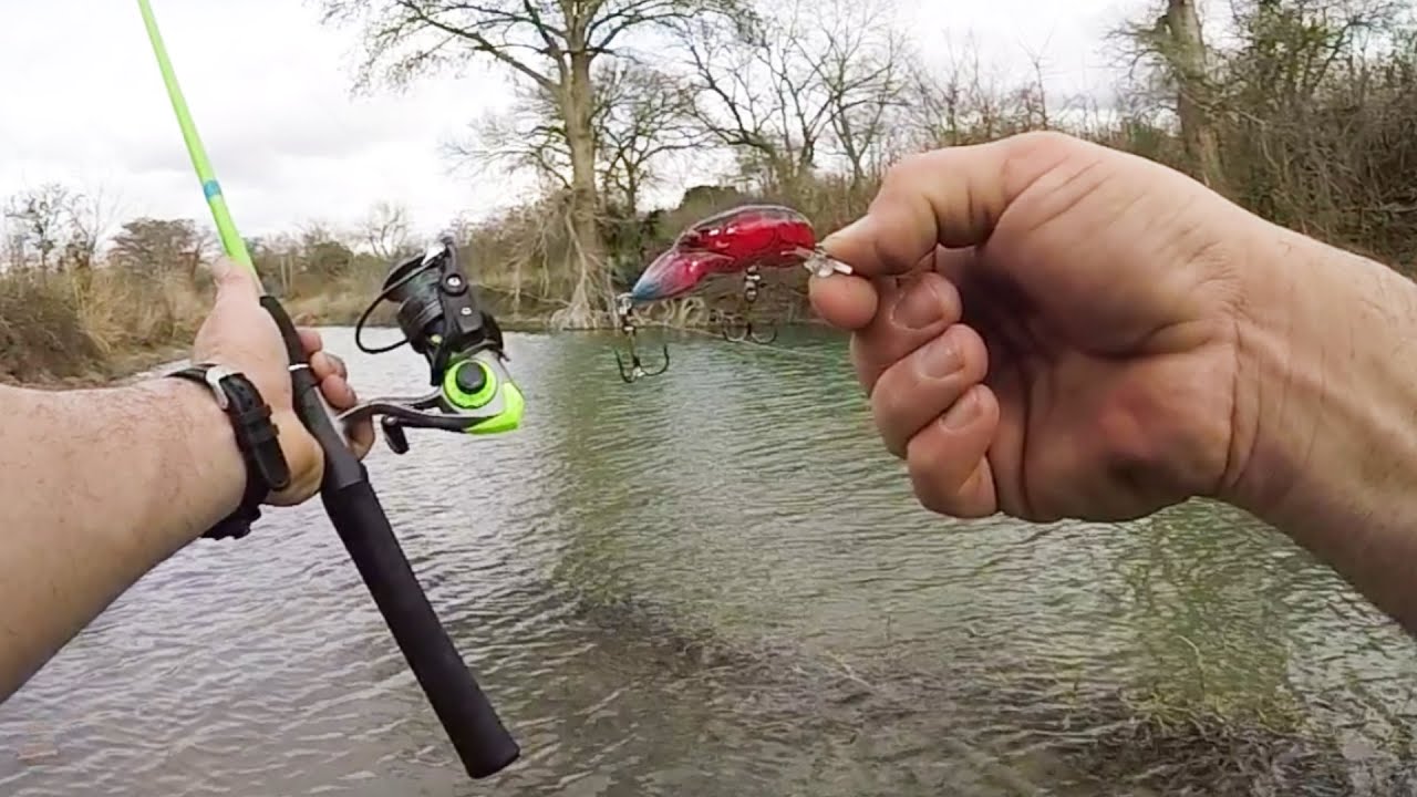 Fishing a New River with the REBEL Wee Crawfish 