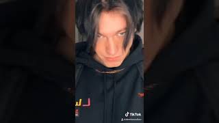 TikTok: блогер похож на сааке учиха из Наруто