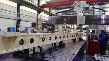 Gantry CNC machining of construction machine parts