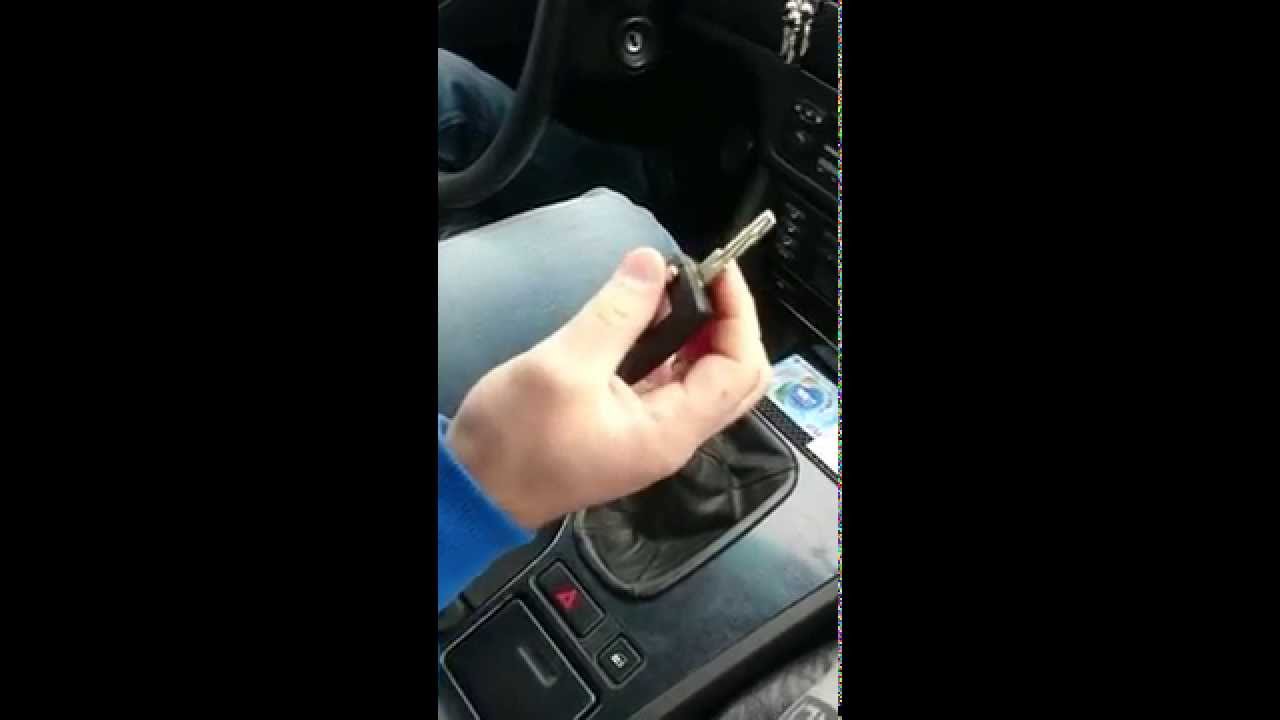 Как привязать ключ бмв
