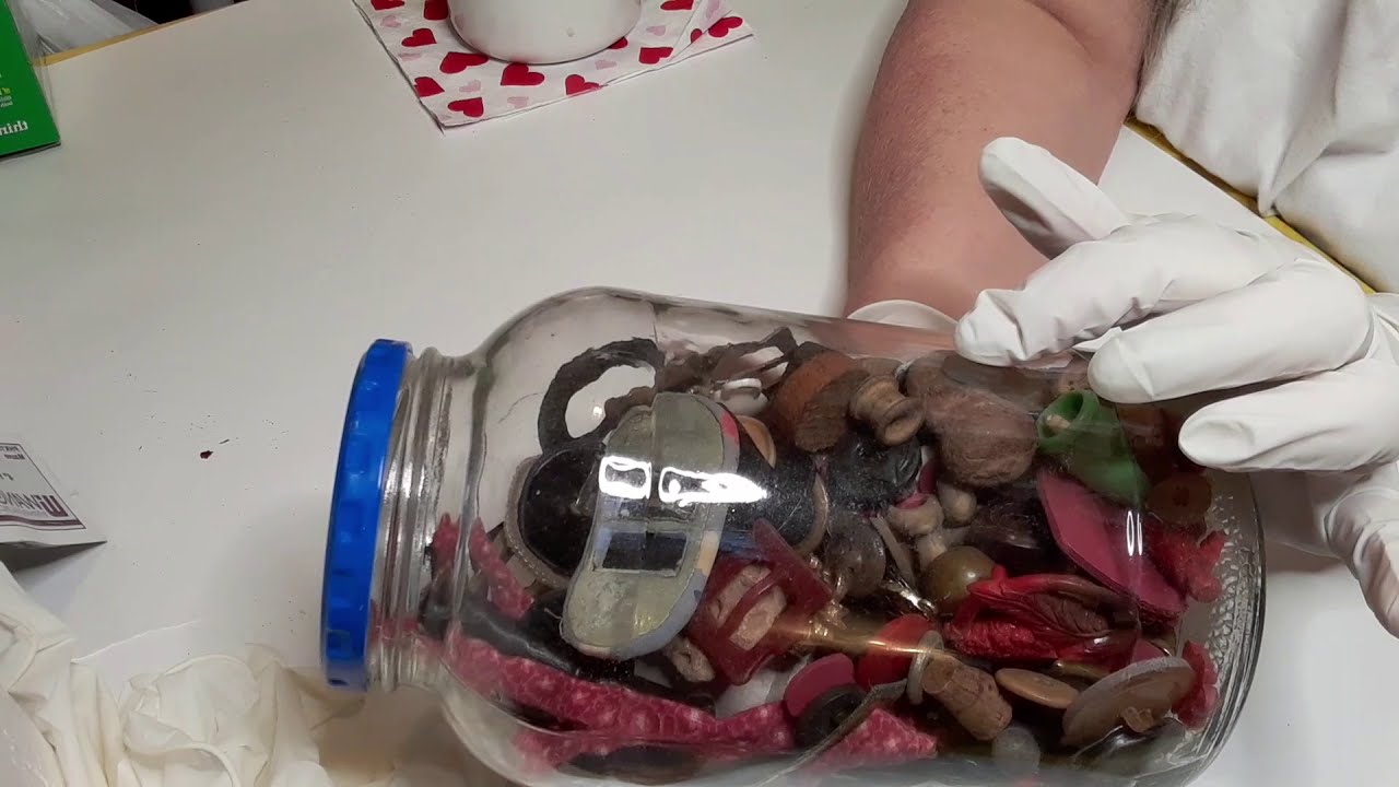 DONT GET RID OF GRANNY'S BUTTON JAR! Valuing Old Buttons Pins Belt Buckles Spools Thrift Store Finds