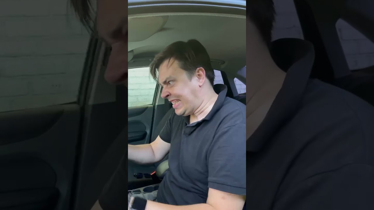 Сапожник без сапог!)