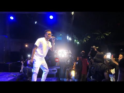 Kofi Kinaata's electrifying performance at MzVee's 1030 Album lunch ...