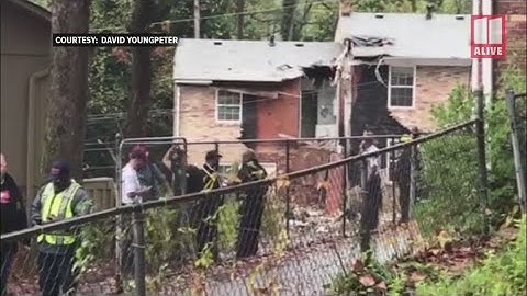 Aftermath of plane crash into DeKalb townhome