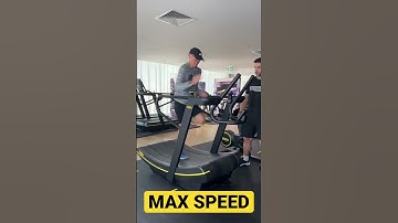 Running at Max Speed on the @Technogym TREADMILL Skillmill