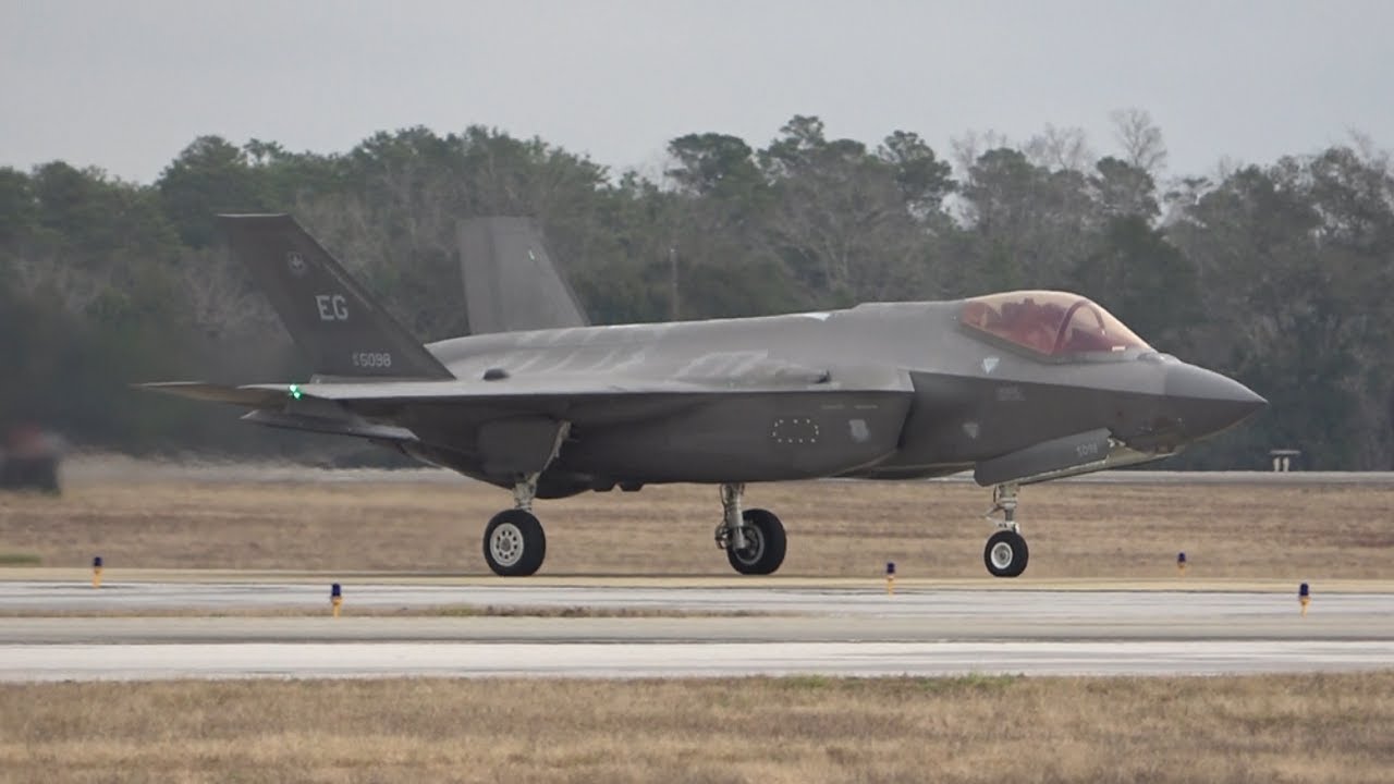 1/30/23 - F-35 Takeoffs @ Eglin AFB