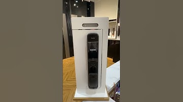 Khóa cửa trang bị camera và màn hình quan sát