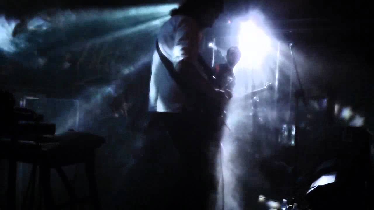 Strange Kind of Woman - Blitz Live 2012