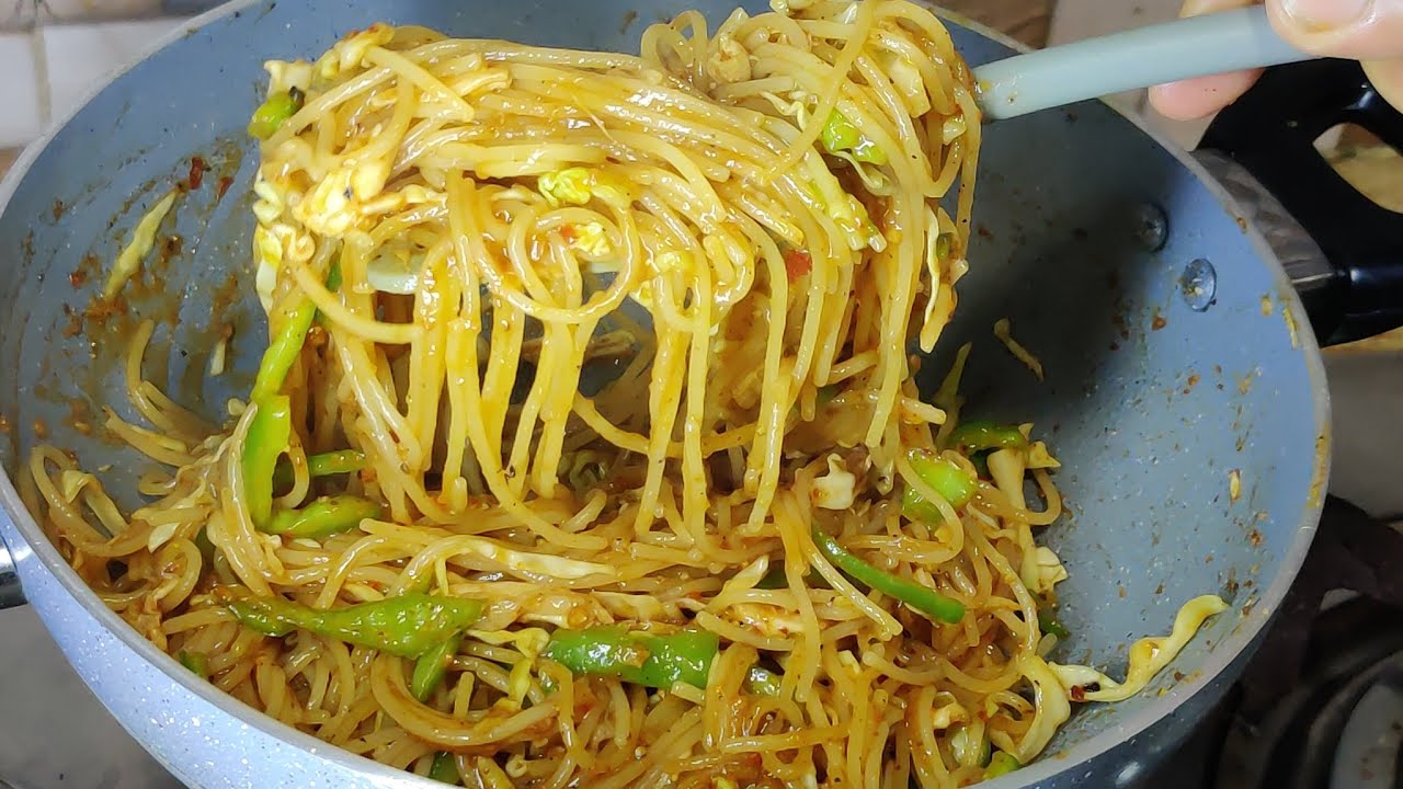 Spaghetti ( سپگیٹی ) By: Basit Food Channel - YouTube