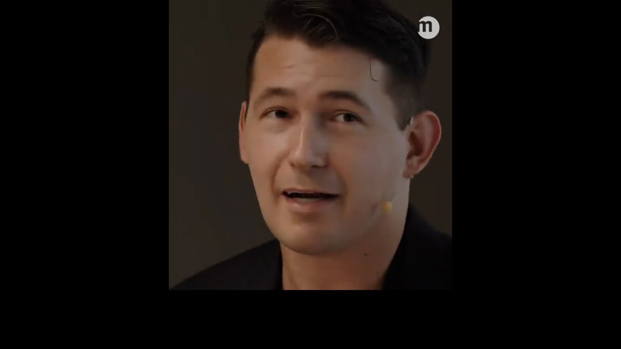 마랑고니 밀라노 패션위크 분석 세미나 "프론트로우" 현장스케치 3 :: @Ideservecouture, 하난 베소빅이 밈으로 전하는 메시지