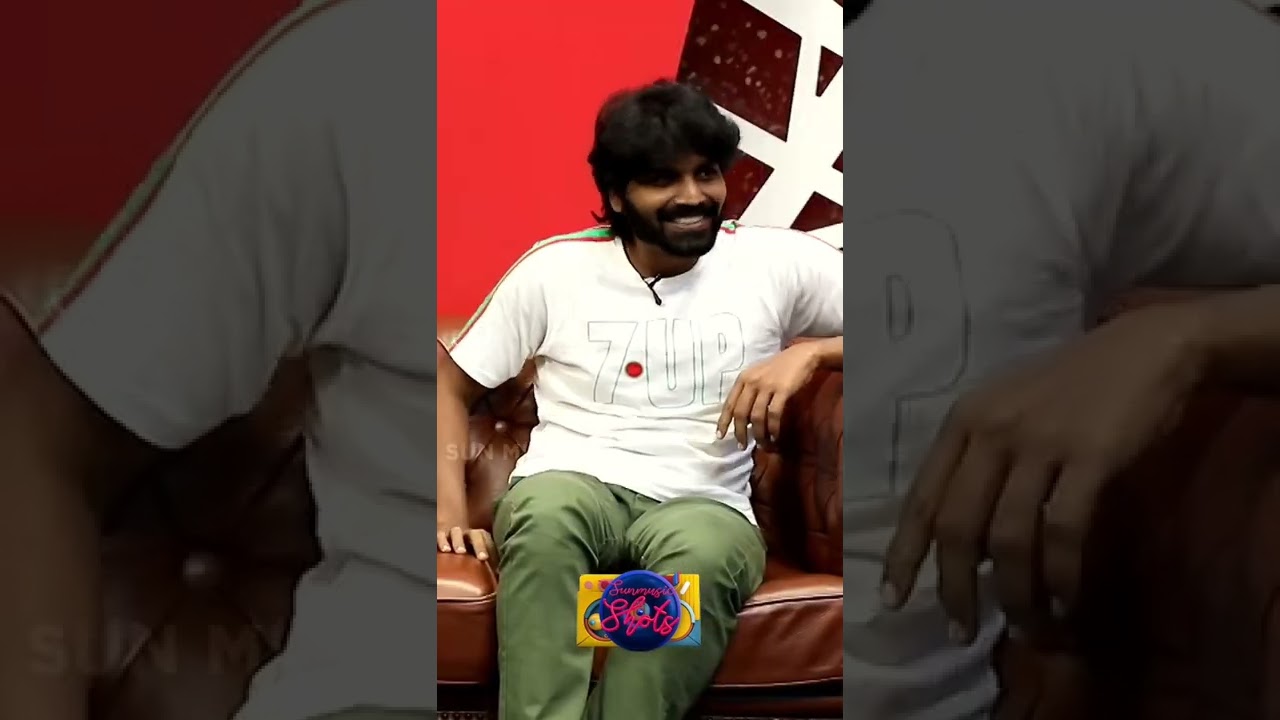 Yaara handsome’nu solreenga? Me or Ananth - Lingesh | Sun Music 