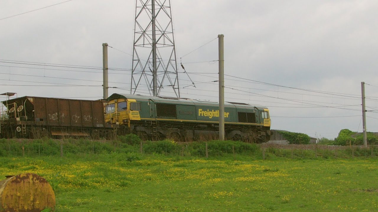 Half an Hour at (35) Vulcan Village 24.5.2014 Newton le Willows Winwick Junction YouTube
