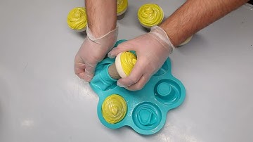 Cold process soap making, Coconut Ice Cream Soap