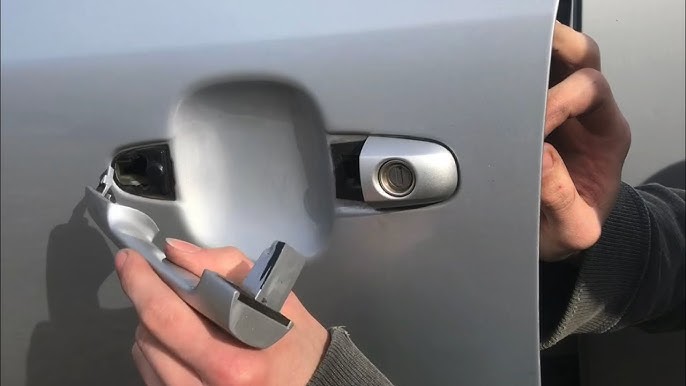 How to Replace a Broken Car Door Handle 