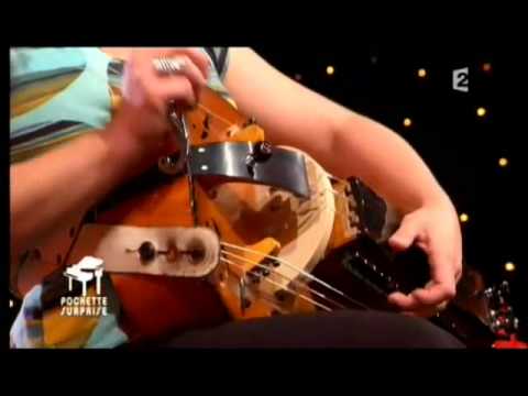 ვიდეო: რა არის vielle à roue?