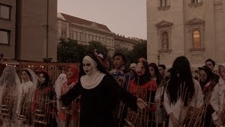 FLASH MOB WALKING DEAD BUDAPEST: MISSION IMPOSSIBLE