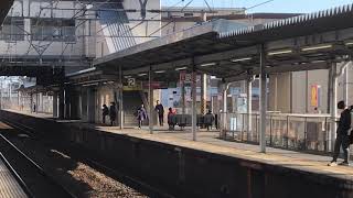 223系2000番台(W29編成＋V59編成)A新快速姫路行き 魚住駅通過