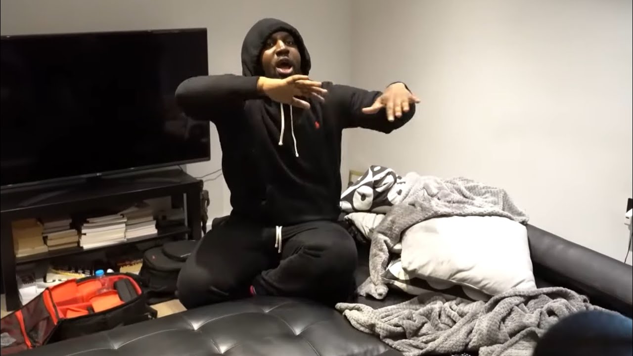 CERTAIN MAN STILL DON'T KNOW HOW TO SPEAK TO WOMEN - YouTube