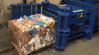 HZ 70T Horizontal baler making a bale from cardboard boxes