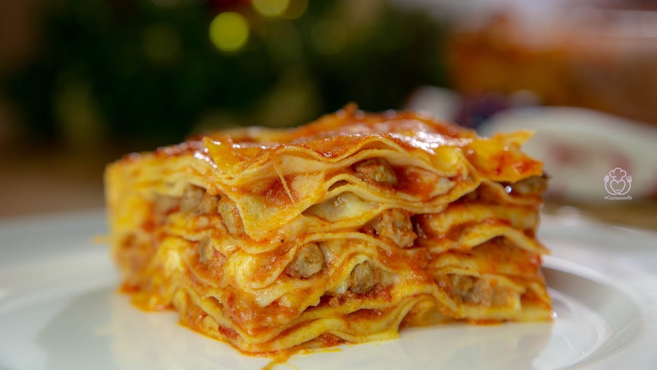 LASAGNA o Timballo di Crepes o Crespelle con Pallottine di Carne – Piatto Tipico #RicettediNatale