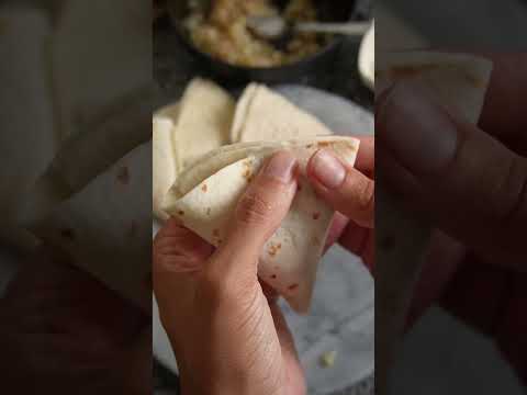 Apple pie turnovers