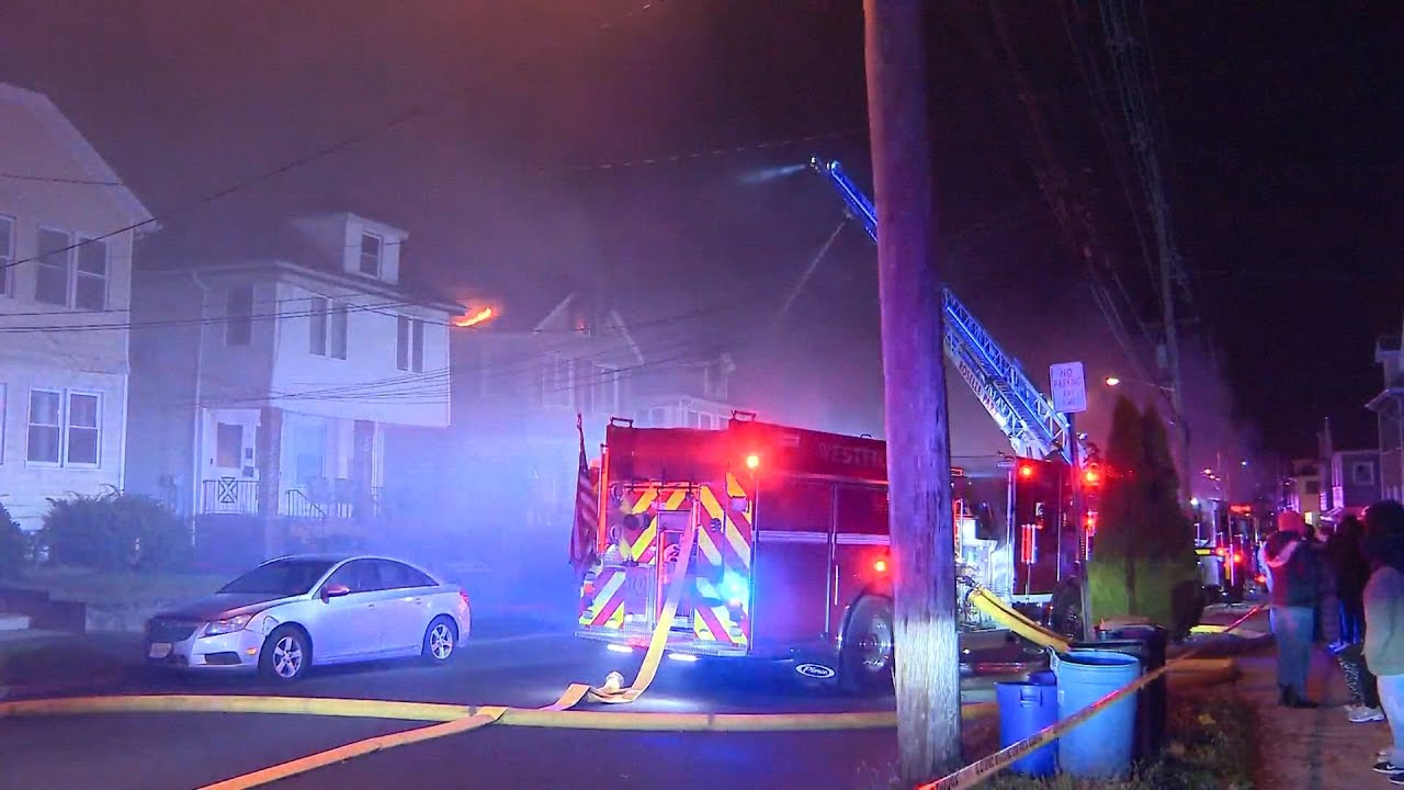 Firefighters in New Jersey battle five-alarm fire - YouTube
