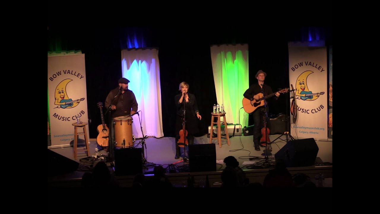 Pear - Never Lookin' Back live performance agreement