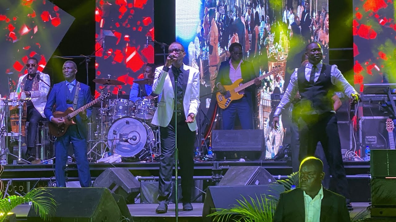 Youssou ndour Performance live in Coco Ocean (Gala Dinner)