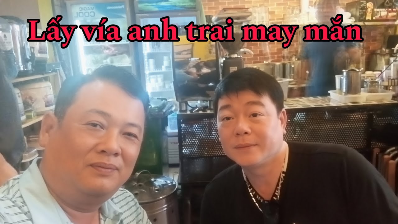 Gặp mặt anh đẹp trai lấy may mắn