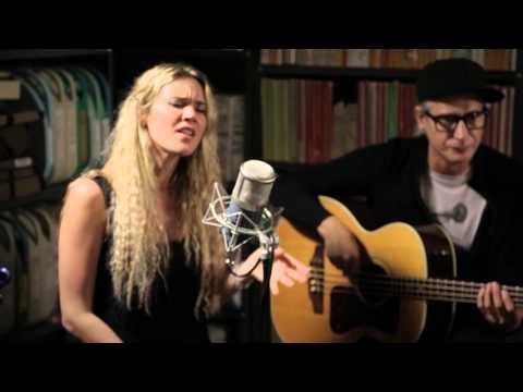 Joss Stone - This Ain't Love - 11/5/2015 - Paste Studios, New York, NY