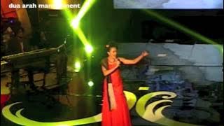 Download lagu Lea Simanjuntak - Piso Surit