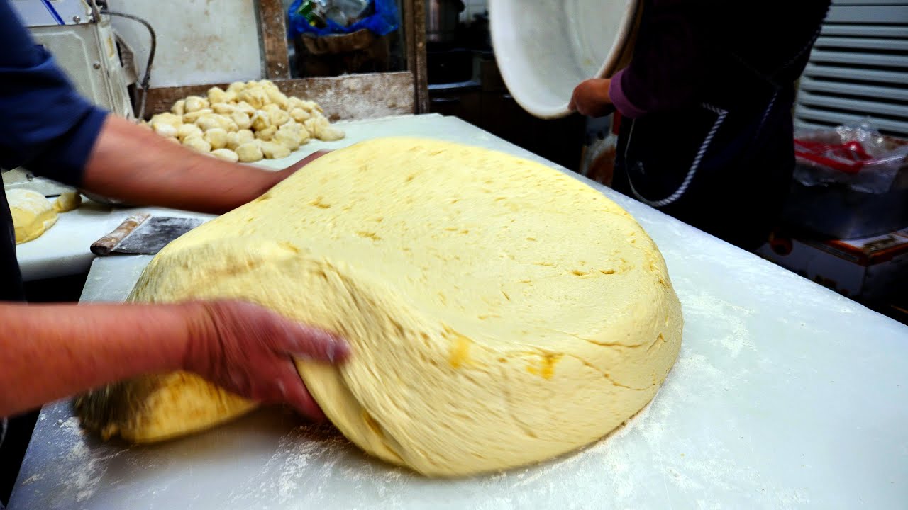 Ремесленники делают закуски - Корейская еда