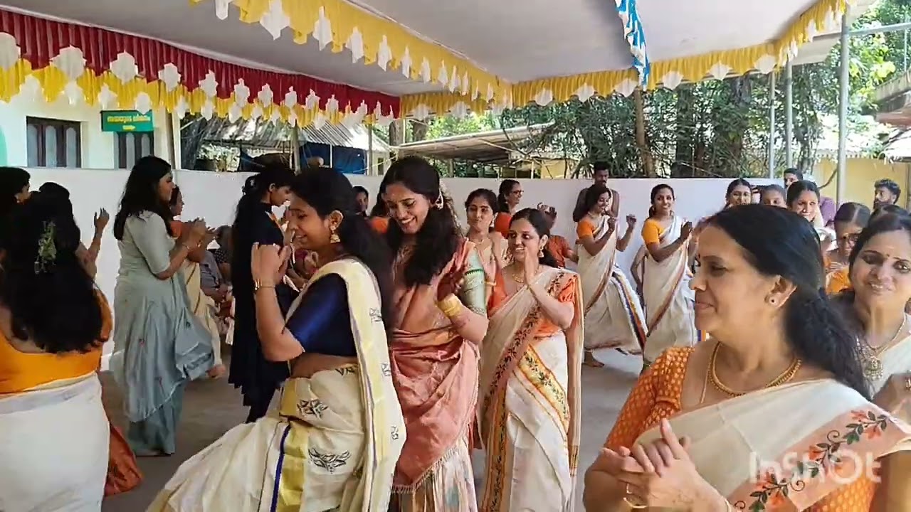 തിരുവാതിരയും  കഴിഞ്ഞു  / Parvathi & Brahmadathan / 