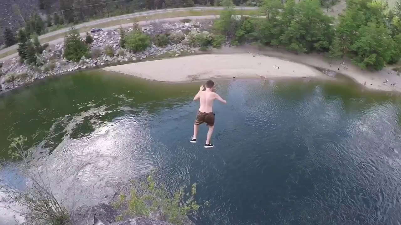 Lynn canyon cliff jumping 2017 YouTube Lynn canyon cliff jumping 2017 YouTube