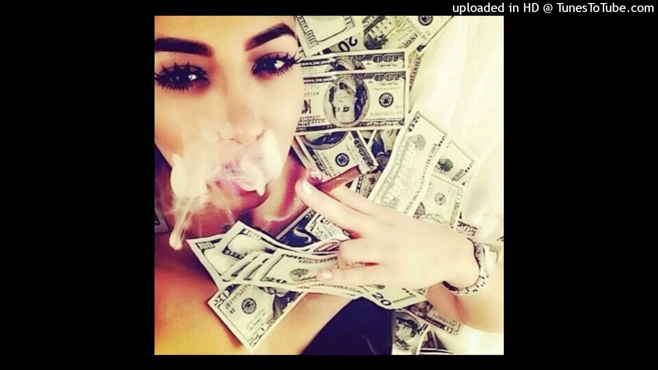 Rich Bitch Public Toy