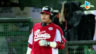 20130831 CPBL 犀牛VS猿 4下 林泓育打出雙殺打