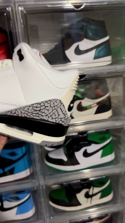 3s black and white