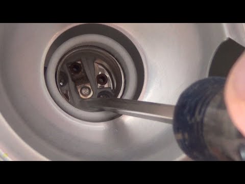 Why my new light bulb is not working?