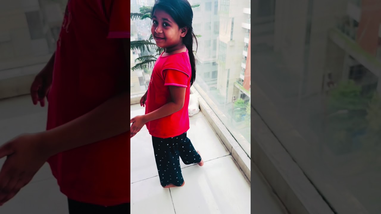 মেহমান আসবে তাই সবাই মিলে ইফতার বানাচ্ছি।