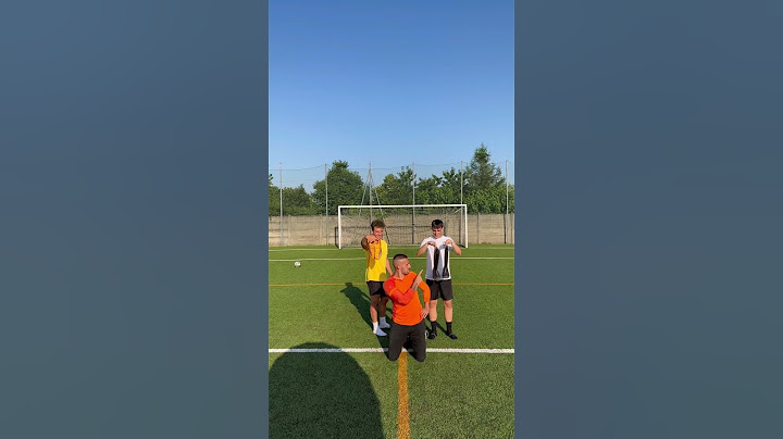 Non provateci a casa 😂😂 #football #goalkeeper #calcio #portiere #keeper #arquero #challenge #gol