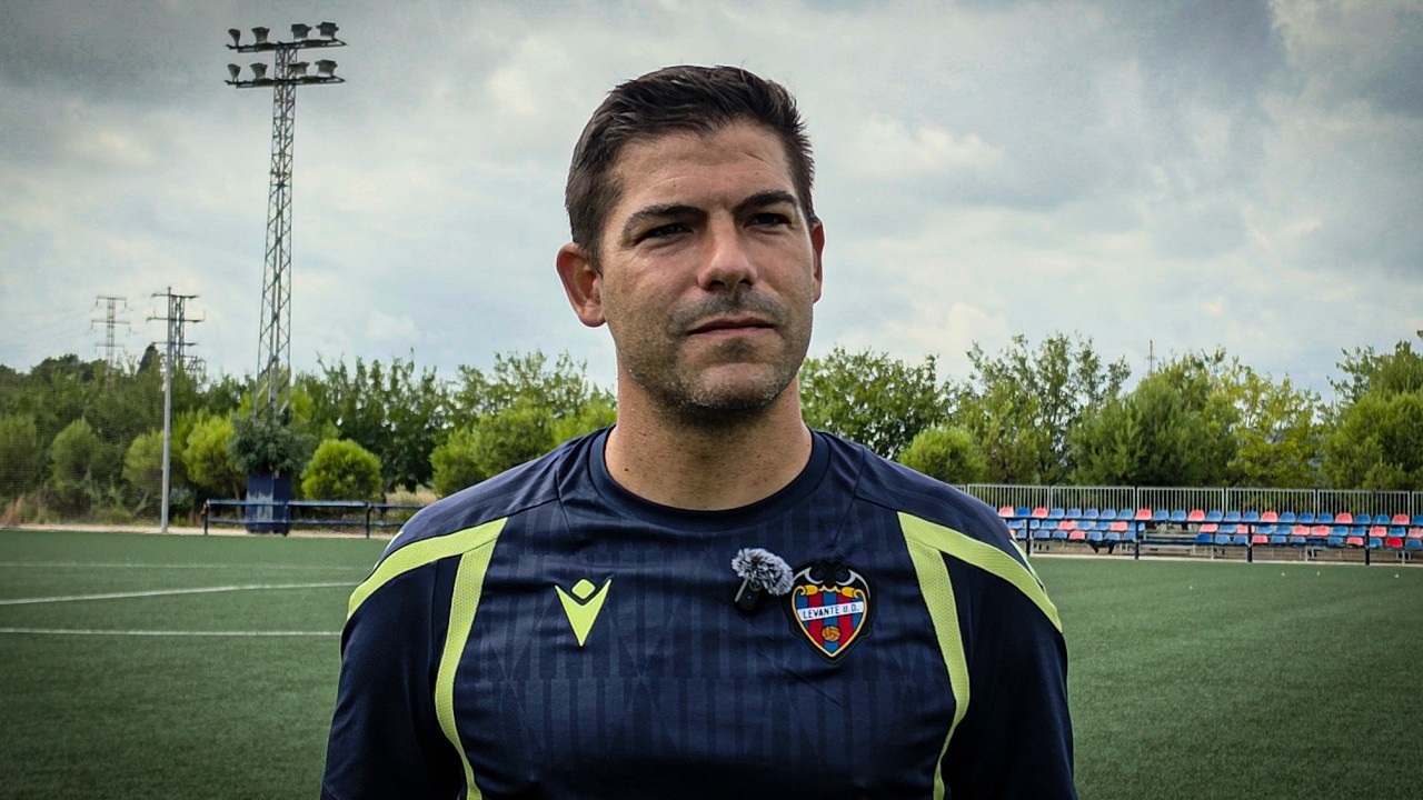 Álvaro del Moral: "La pretemporada nos ha permitido enfrentarnos a contextos distintos" | Levante UD