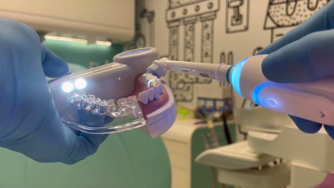 Periajul dentar cu periuta electrica