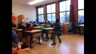 Crazy Harlem shake at school