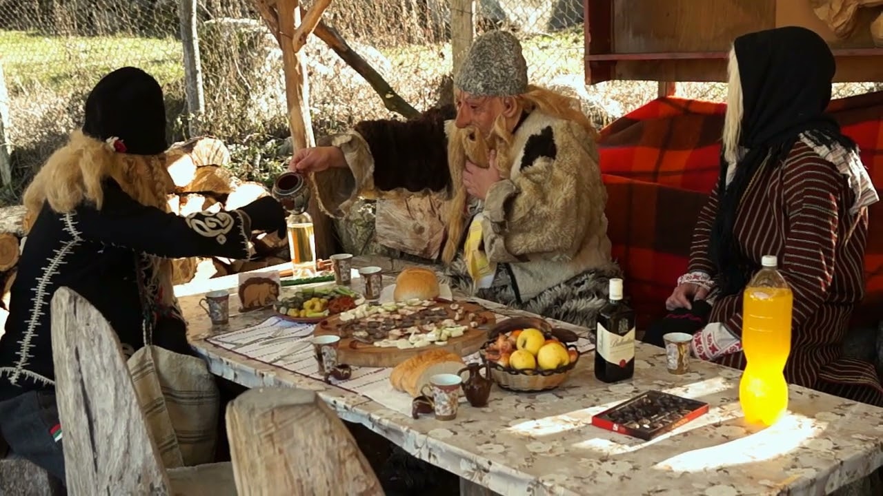 ЛОВ НА МЕЧКА в ПОЛЕНА !!!  СУРВА 2023 КУКЕРСКАТА ГРУПА ** ЦЕНТЪРА  **