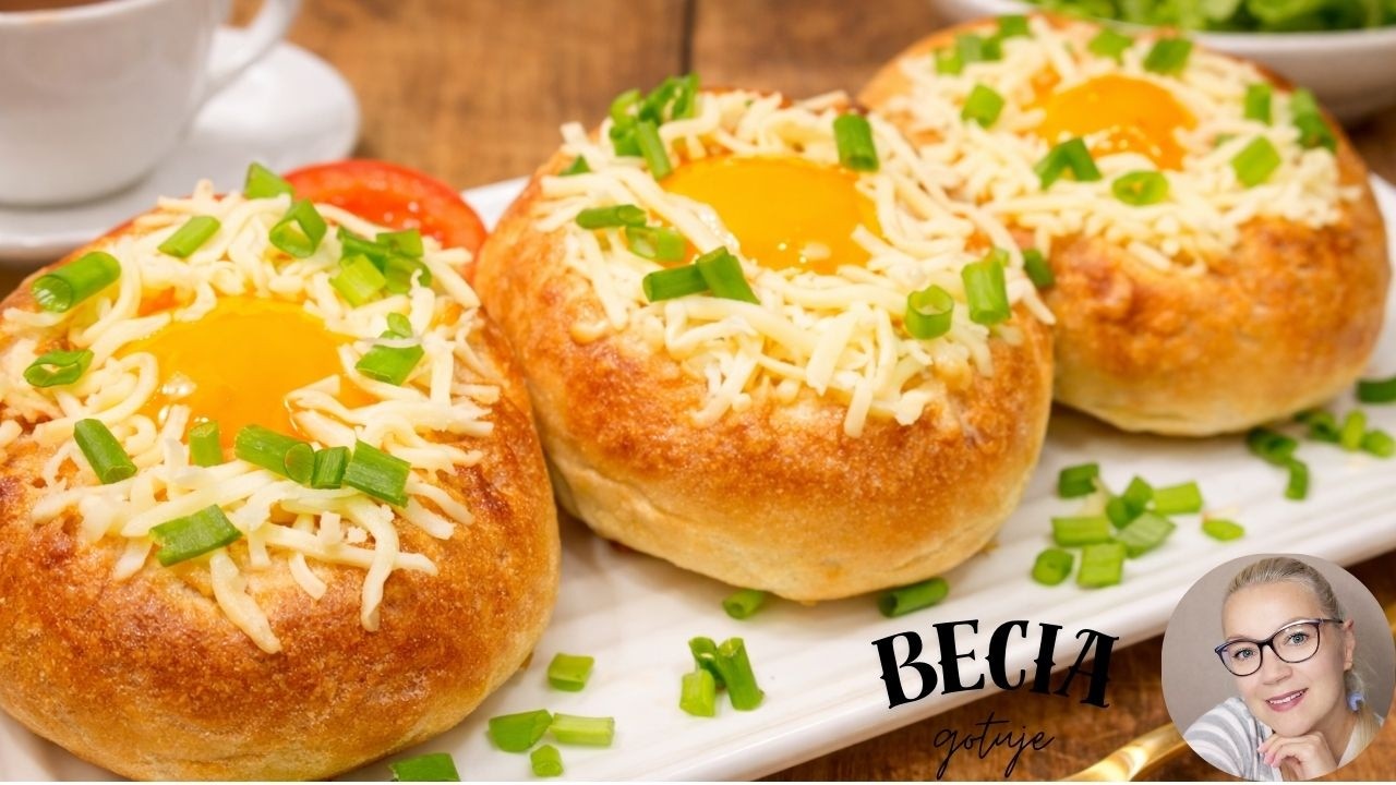 Chrupiące bułeczki z jajkiem w 6 minut z Air Fryera. Szybka i łatwa kolacja lub śniadanie. Becia