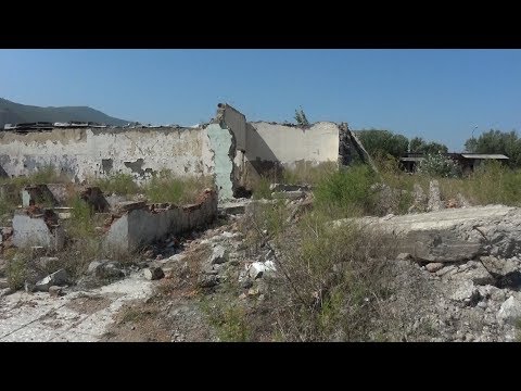 უსახური შენობები ქალაქის ცენტრში  -  გორის მერს ოპოზიცია აკრიტიკებს 13.09.2018