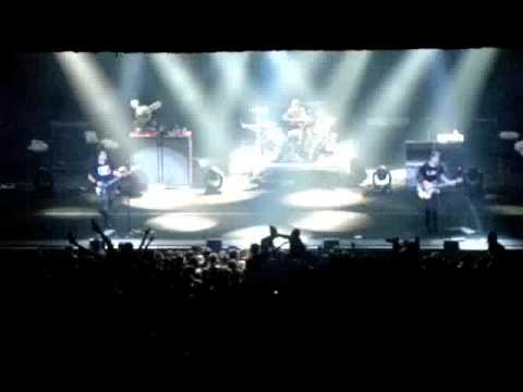 19 - Blink 182 - Josie (Las Vegas, 07-23-09)