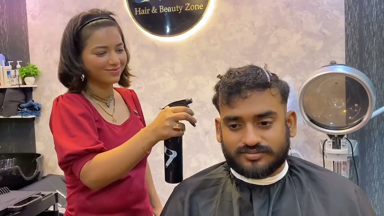বাঙালি মেয়ে নাপিতের চুল কাটা || KOLKATA BEST FEMALE BARBER || MISS BARBER HAIR & BEAUTY ZONE